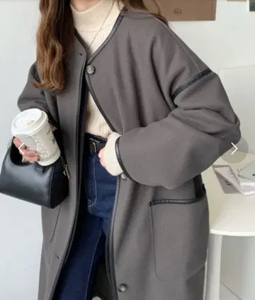 moment+ 퀼팅 라이너 포함 니트 멜톤 파이핑 롱 코트