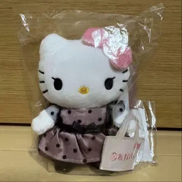 사만다 타바사 헬로키티 콜라보 마스코트
