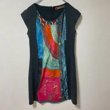 Desigual 데시구알 반팔 원피스 비쥬 무릎 기장 다크 그레이 XL