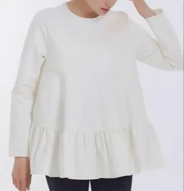 [ 새상품급 ] yori 누쿠누쿠 헤무 블라우스 화이트