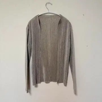 SPECCHIO 스페치오 노카라 셔틀 플리츠 가디건