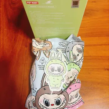 POPMART LABUBU 라부부 마카롱 그린 그레이프