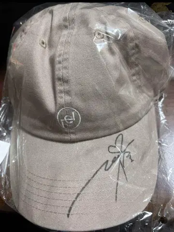 레이 캡 (사인 포함)