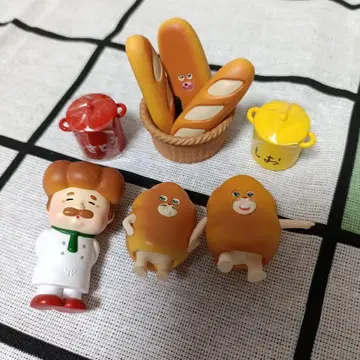 빵도둑 피규어 세트