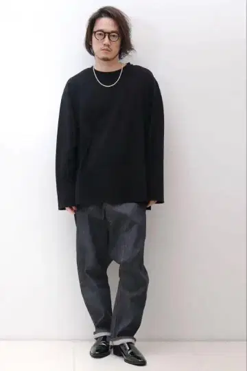 MB 그래픽 티셔츠 S 사이즈 블랙