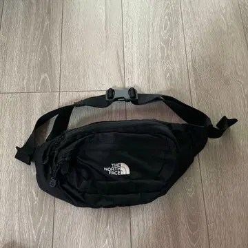 THE NORTH FACE 바디백 블랙