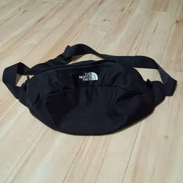 THE NORTH FACE 바디백 블랙