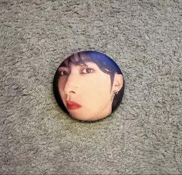 ZEROBASEONE 배지 리키