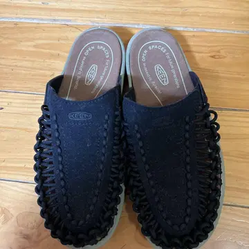 KEEN 오픈 스페이스 스포츠 샌들 블랙