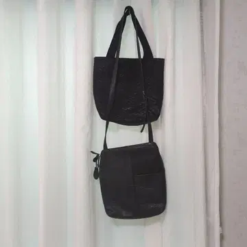 블랙 숄더백과 토트백 2세트 천연 가죽 오비지 새상품급