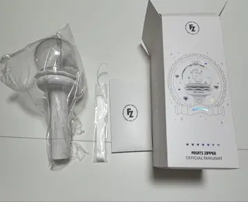 FRUITS ZIPPER 공식 팬라이트 화이트