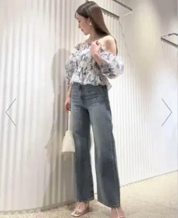 [ SNIDEL/Levi's(R) ] 사이즈 24 데님 별주