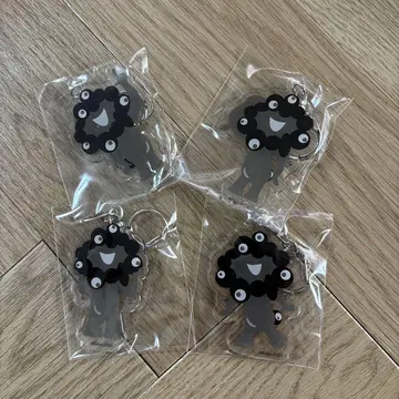 블랙 미야쿠미야쿠 랜덤 아크릴 키링