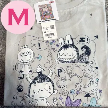 UNIQLO x POPMART 더 몬스터즈 라브브 UT 그레이 M 사이즈