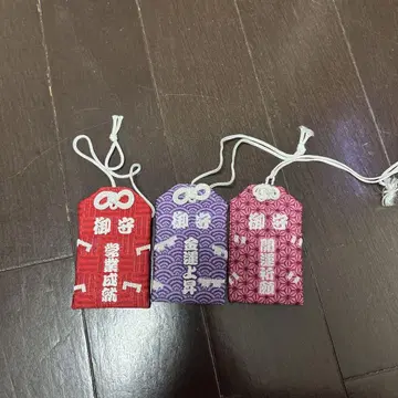 도즈루사 오마모리 스트랩 2개