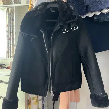 H&M/블랙 무스탕 코트/US2/M 사이즈