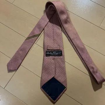 Salvatore Ferragamo 핑크 넥타이