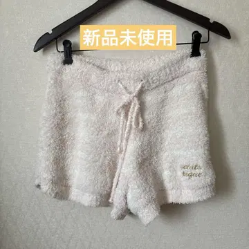 보들보들 소재의 룸웨어 piqu 숏팬츠