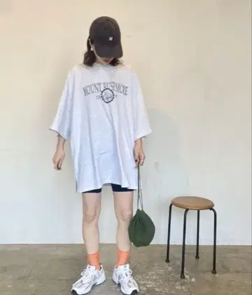 ISOOK 빅 사이즈 로고 T셔츠