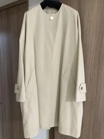 매킨토시 HUMBIE 베이지 코트