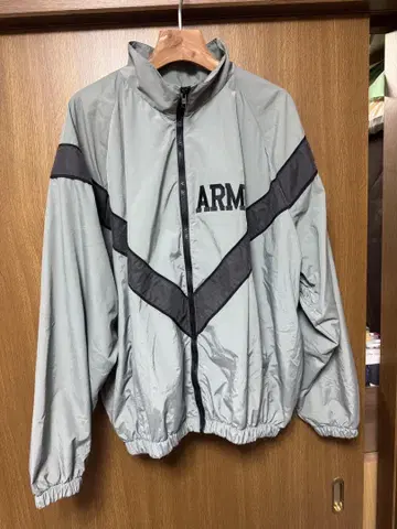 미군 U.S.ARMY IPFU 피트니스 자켓 L-R