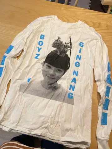 이초 BOYZ 롱 T 파랑