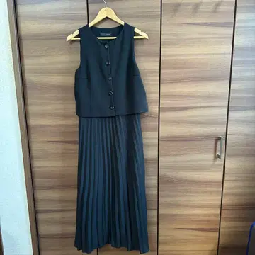 ZARA 블랙 플리츠 롱 스커트