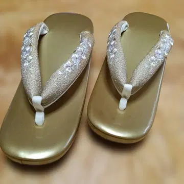 벚꽃 꽃무늬 자수 골드 조리