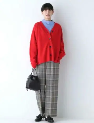 새상품급 HUMAN WOMAN 소프트 터치 울 V넥 가디건