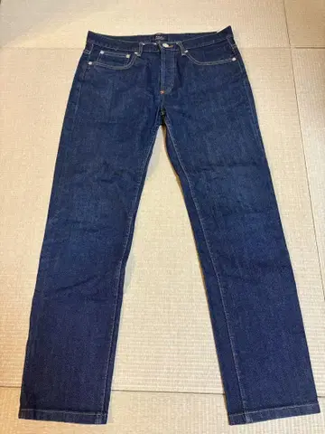 A.P.C. 스트레이트 데님 32 사이즈 다크 블루