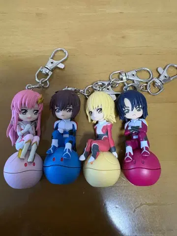 건담 SEED FREEDOM 노리마스 키링 4체 세트