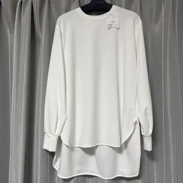 미사용품 BEARDSLEY T 블라우스 F 사이즈
