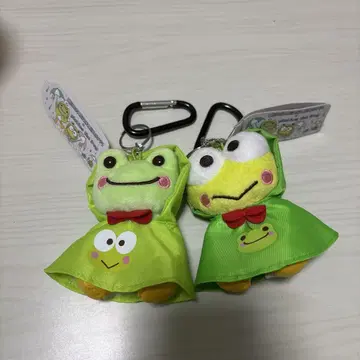 개구리 피클스 x 케로케로케로피 콜라보 카라비너 마스코트 레인 판초
