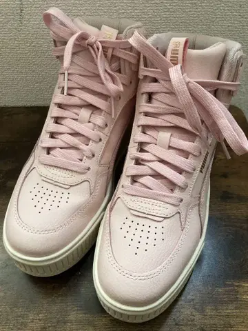 PUMA 핑크 하이컷 스니커즈