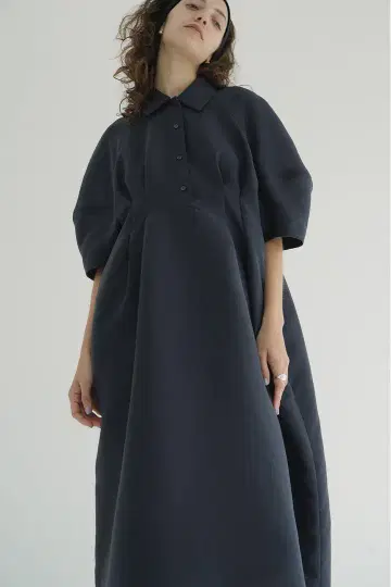 클라네 FORM SLEEVE ONEPIECE 정품 새상품급