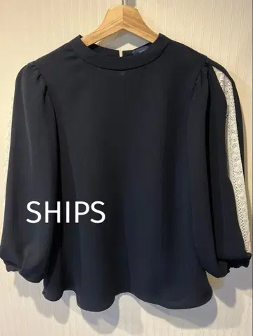 SHIPS 네이비 7부 소매 블라우스 [ 새상품급 ]