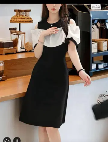 새상품 오프숄더 프릴 원피스 M 사이즈