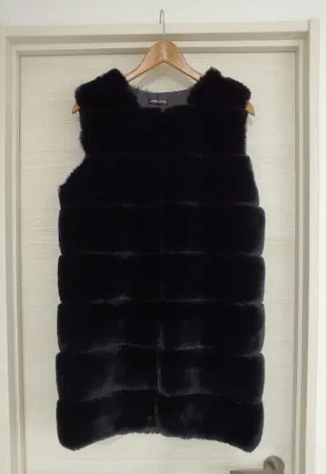 에코 퍼 롱 베스트 블랙