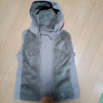 하자품 레리안 네미카 집업 에코 퍼 베스트 S 사이즈