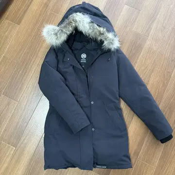 Canada Goose 다운 자켓 XSTP 블랙