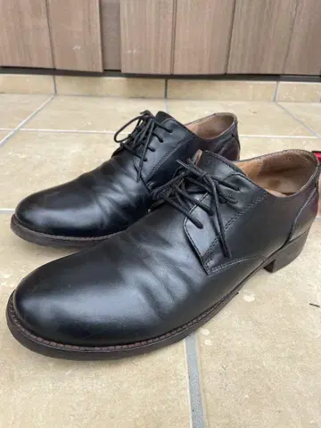 RAUDI 블랙 가죽 드레스 슈즈 미들힐