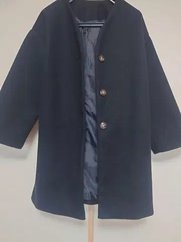 블랙 버튼 코트 S 사이즈