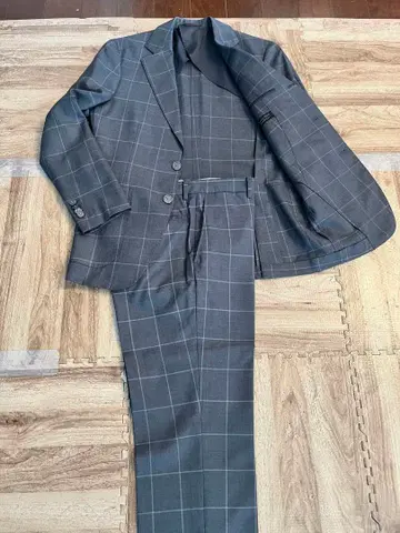 [ 가격 인하 ] 어반 리서치 그레이 체크 무늬 비즈니스 정장