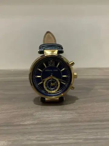 마이클코어스 여성용 손목시계 가죽 벨트 네이비 엘레강트