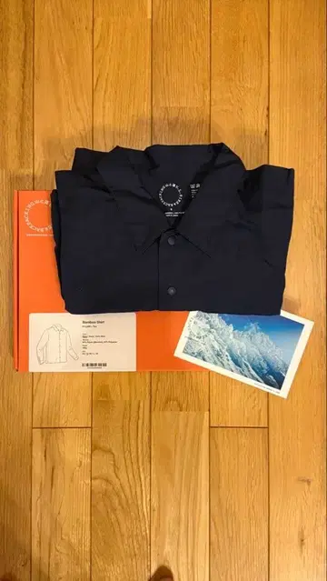 미사용 새상품 야마토미치 Bamboo Shirt 네이비 S 사이즈