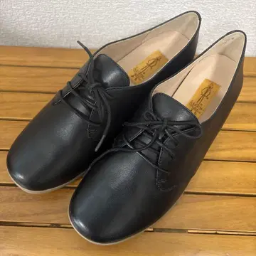 키다리 아저씨 레이스업 슈즈 미사용품 23.5cm