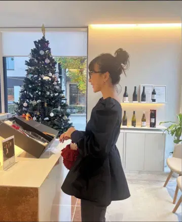 [ 새상품 ] 로지몬스터 블라우스