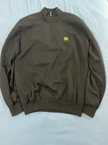 FJ 하프 지퍼 스웨터 블랙