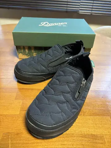 Danner 퀼팅 슬립온