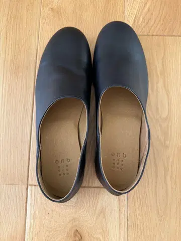 que shoes 플레인 블랙